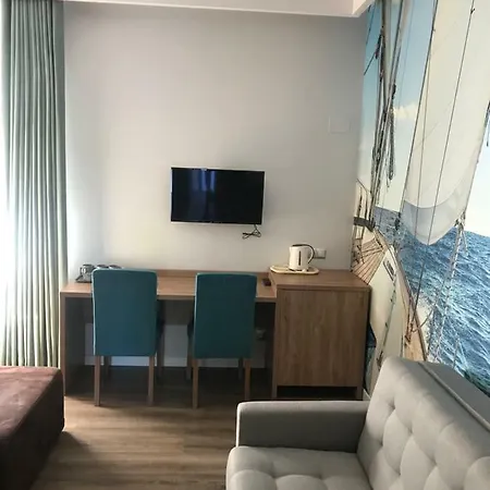 Δωμάτια σε οικογενειακή κατοικία Jolanta *