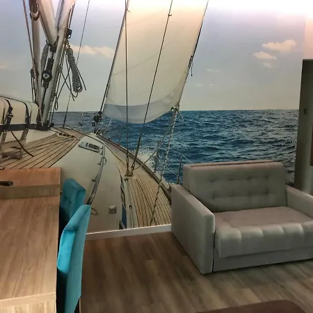 Δωμάτια σε οικογενειακή κατοικία Jolanta *